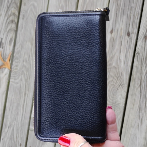Tory Burch Black Pebble Leather Full size zip wallet no callouts - Picture 2 of 8